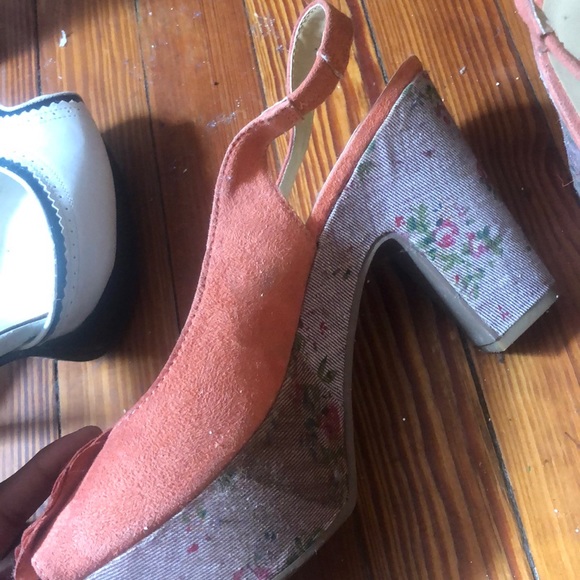 flower toe out HEELS WITH FLOWER - Picture 2 of 2